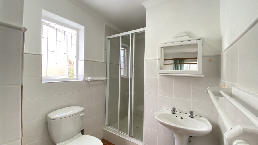 3 Bedroom Property for Sale in Glencairn Western Cape